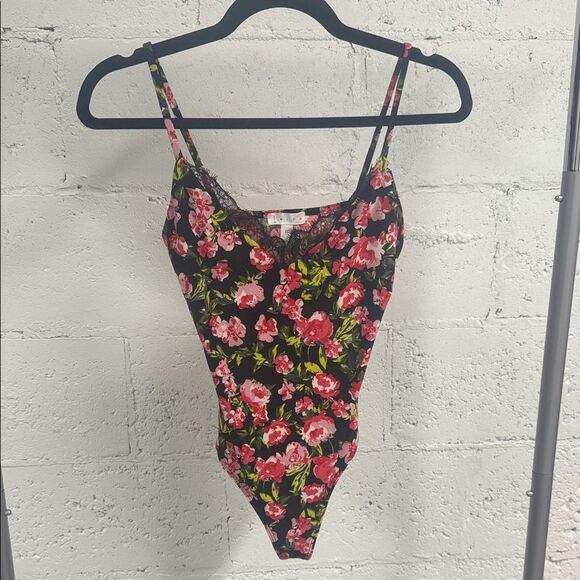 Leith Black and Pink Floral Body Suit - LIKE NEW - Size XS - Worn Once - Picture 1 of 4